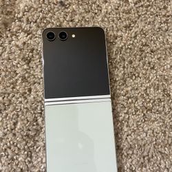 Samsung Galaxy Zflip 5 512 Gb Unlocked  (Desbloqueado)