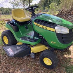 John Deere E120 Tractor 42 Inch Riding Lawn Mower - Only 95 Hours