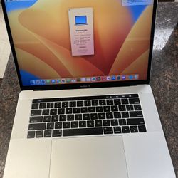 MacBook Pro 2018 W/touch Bar 