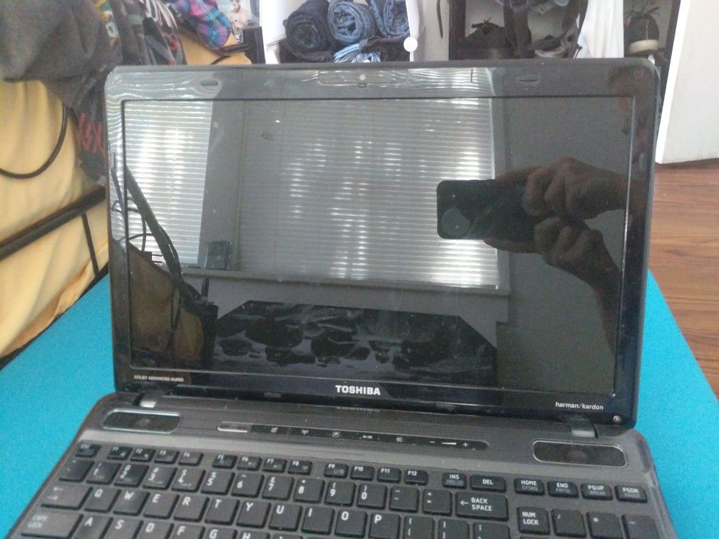 Toshiba Satellite P755 Laptop Computer