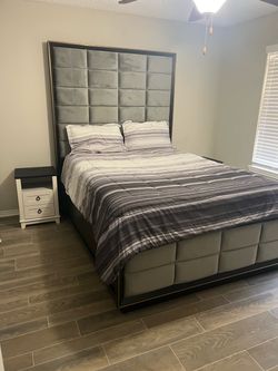 Bed & night table