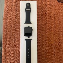 Apple Watch SE GPS + Cellular (2nd Generation) 44mm Space Gray Aluminum 