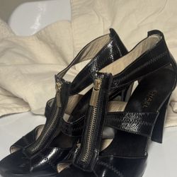 Michael Kors, High Heels Size 8 1/2 In Good Condition