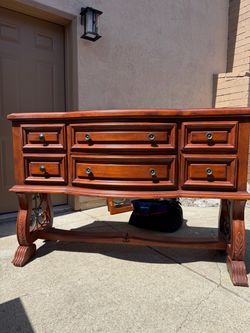 Solid Wood Dresser with 6 Drawers