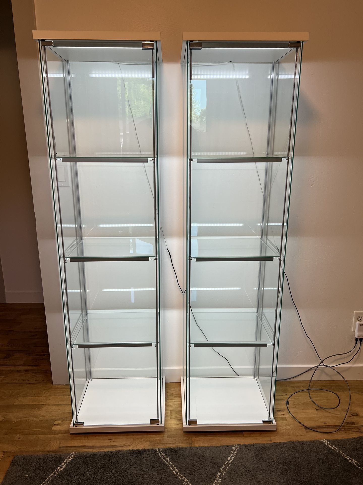 2 IKEA Detolf Glass Display Cases With Luke Lights
