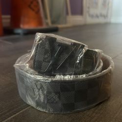 Louis Vuitton Black Men Belt
