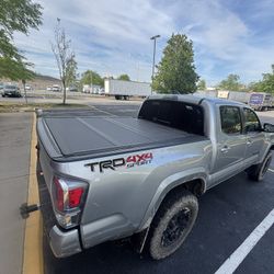 Tacoma Hard Top Tri Fold 