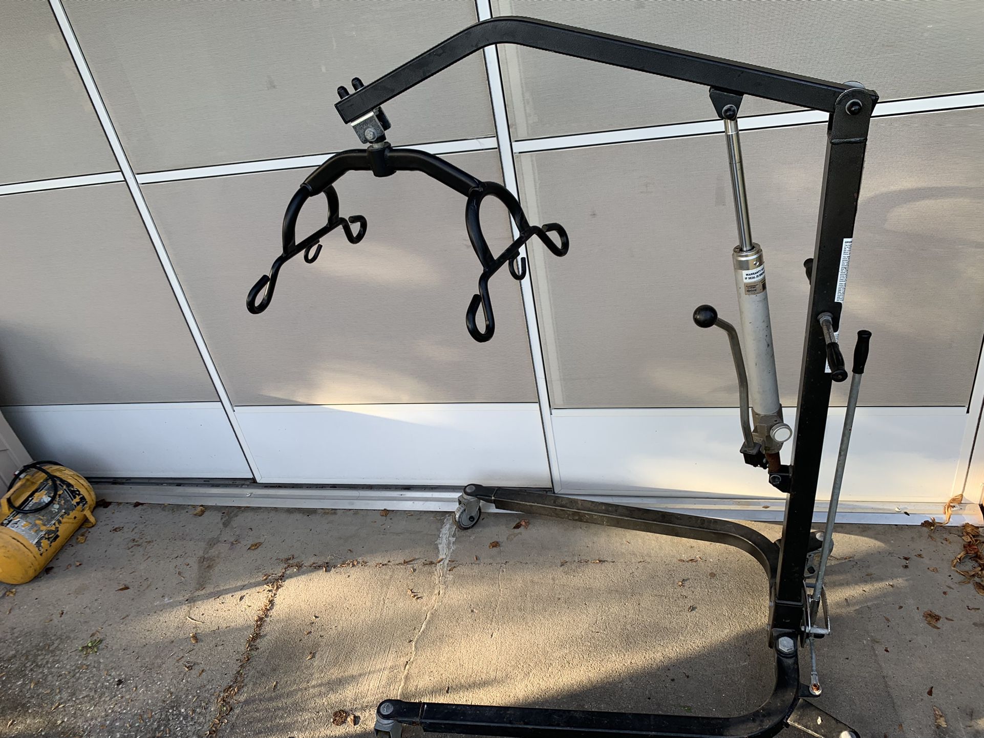 Hoyer Manual Hydraulic Lift or best offer