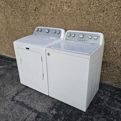 maytag Heavy Duty Large Capacity Washer And Dryer.