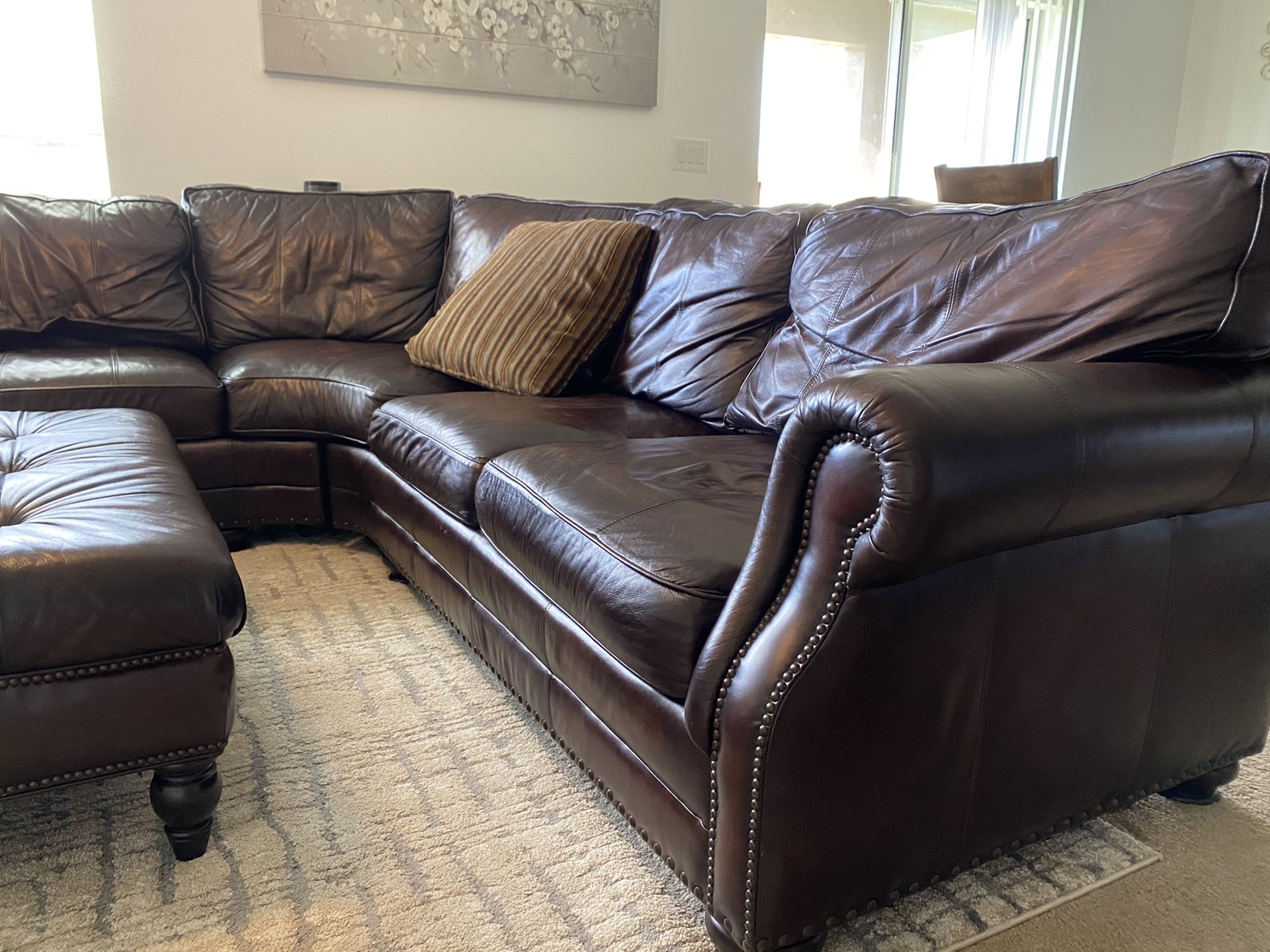 Haverty’s brown leather couch for Sale in Spring Hill, FL OfferUp