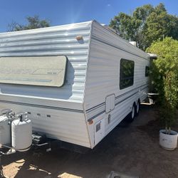 1993 Shasta Camper 