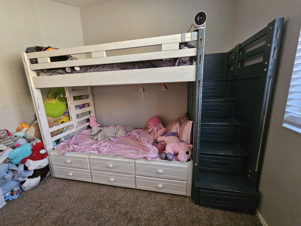 Twin Bunk Bed