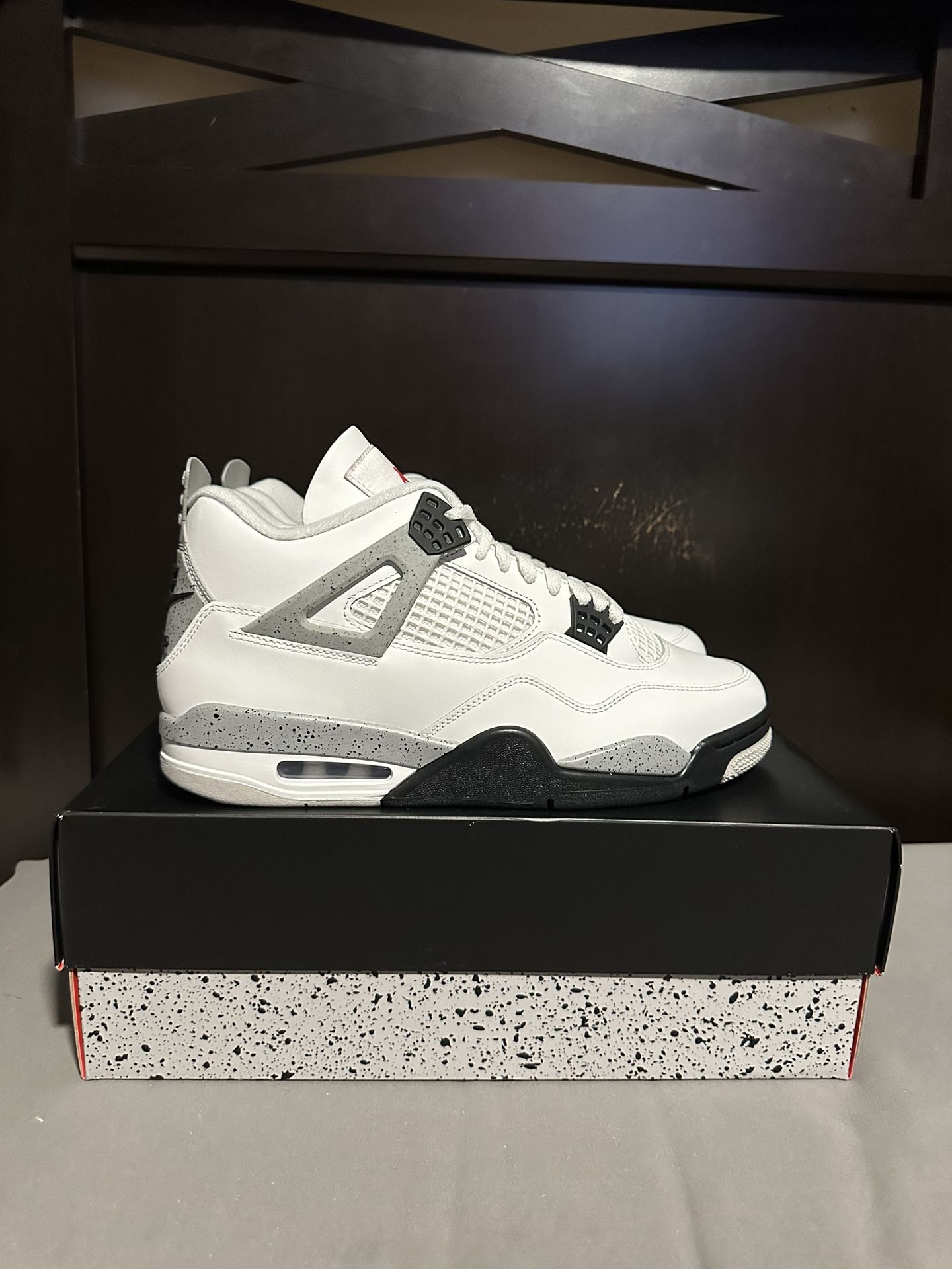 Retro 4 "White Cement"