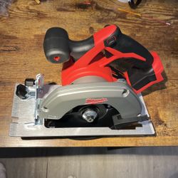 Circular saw M18 18v 6-1/2 Milwaukee 
