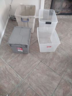 4 storage containers