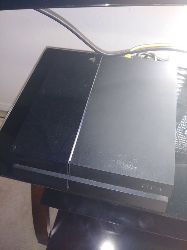 ps4 with overwatch and fortnite already installed ready to play comes with one comtroller afterglow headsets with mic price is negotiable - fortnite already installed