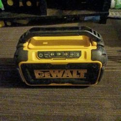 dewalt 20v bluetooth speaker 