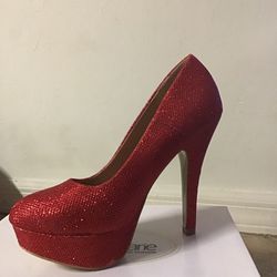 Women red heels