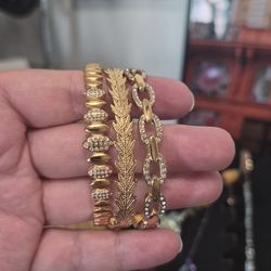 Stainless steel tarnish free bangle