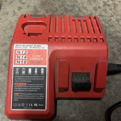 Milwaukee M12 And M18 Battery Charger, Milwaukee M12+ M18 Sawzal 