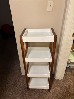 white organizer
