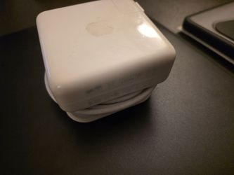 Macbook Pro M2 2022 need gone