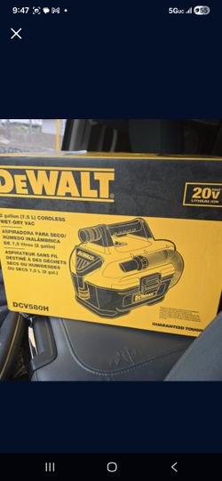 Dewalt Cordless 2 Gallon Wet/dry Vac