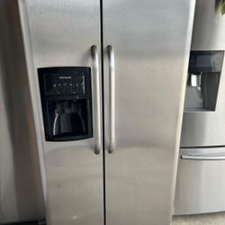 Nevera / Refrigerator Frigidaire 