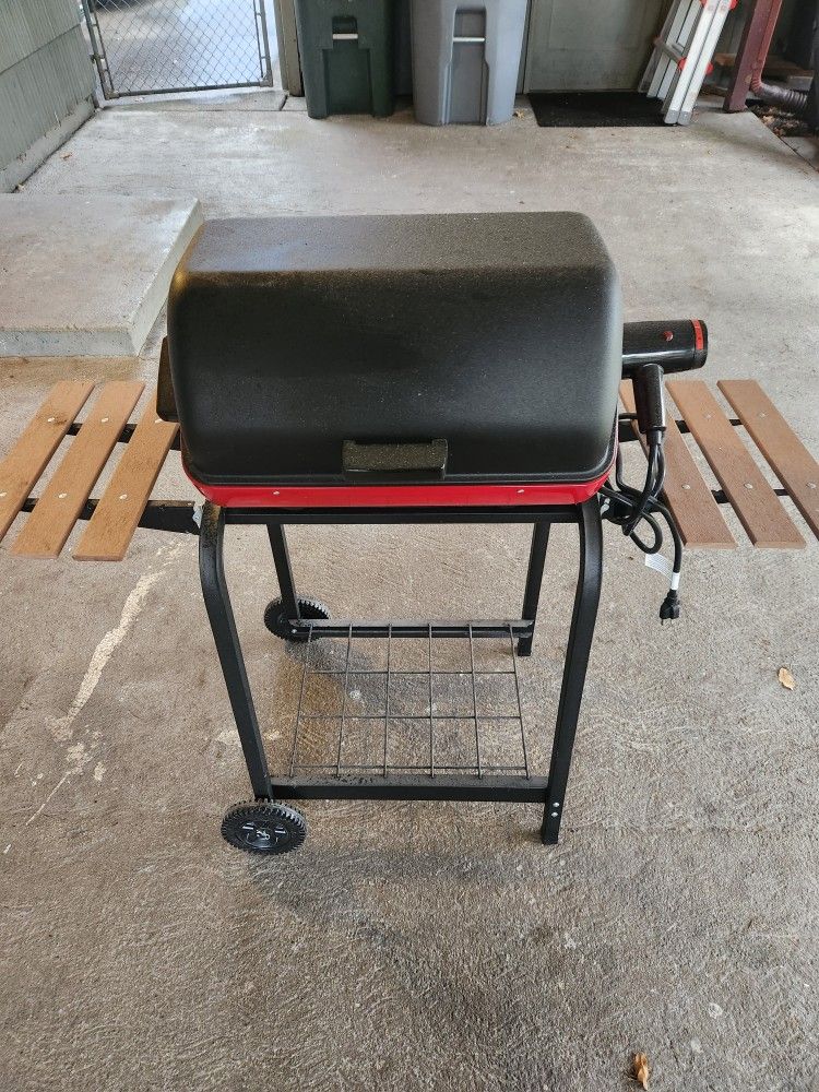 Americana Grilles 9300 Series Electric BBQ Grille