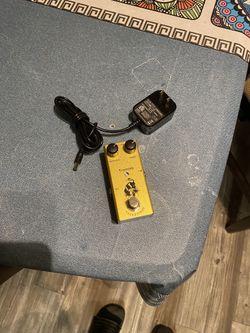 Tremolo Pedal With Power Cord/pics/patch Cords