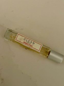 Clean reserve spray perfume