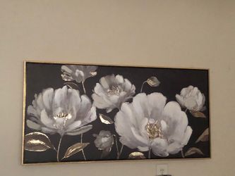 Beautiful flowered wall canvas