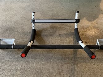 Perfect Fitness Multi Gym Doorway Pull Up Bar