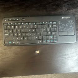 Logitech Wireless Keyboard 