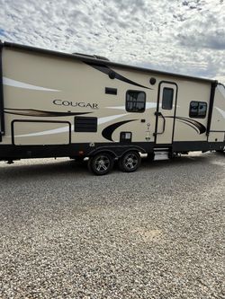2018 Cougar 25BHSWE Half-Ton Series