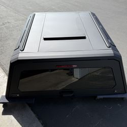 RSI SmartCap EA0318-MB EVOa Adventure Matte Black for 21 to 26 Ford F150 5.5' Bed