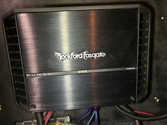 P400x4 Fosgate amplifier 4ch. New connected for display only