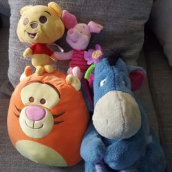 Winnie The POOH PLUSH BUNDLE 