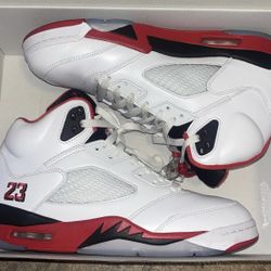 Men’s Air Jordan Retro OG White/Fire Red-Black Size 10