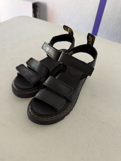 Girls Dr Marten Sandals Size 3