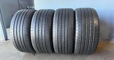 255 40 R 20 vendo llantas usadas Marca Goodyear