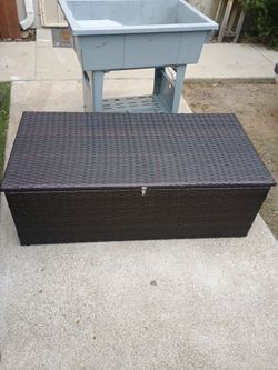 47"x16"x24"Wicker Indoor/Outdoor Storage Deck Box