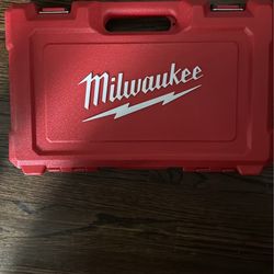 Milwuakee 3/8 socket set