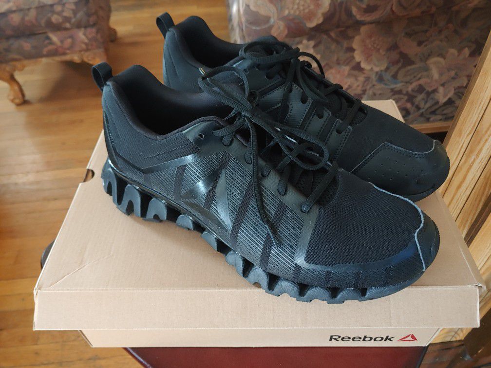 Men's Reebok Zigwild TR 5.0 Running Shoes Size 13