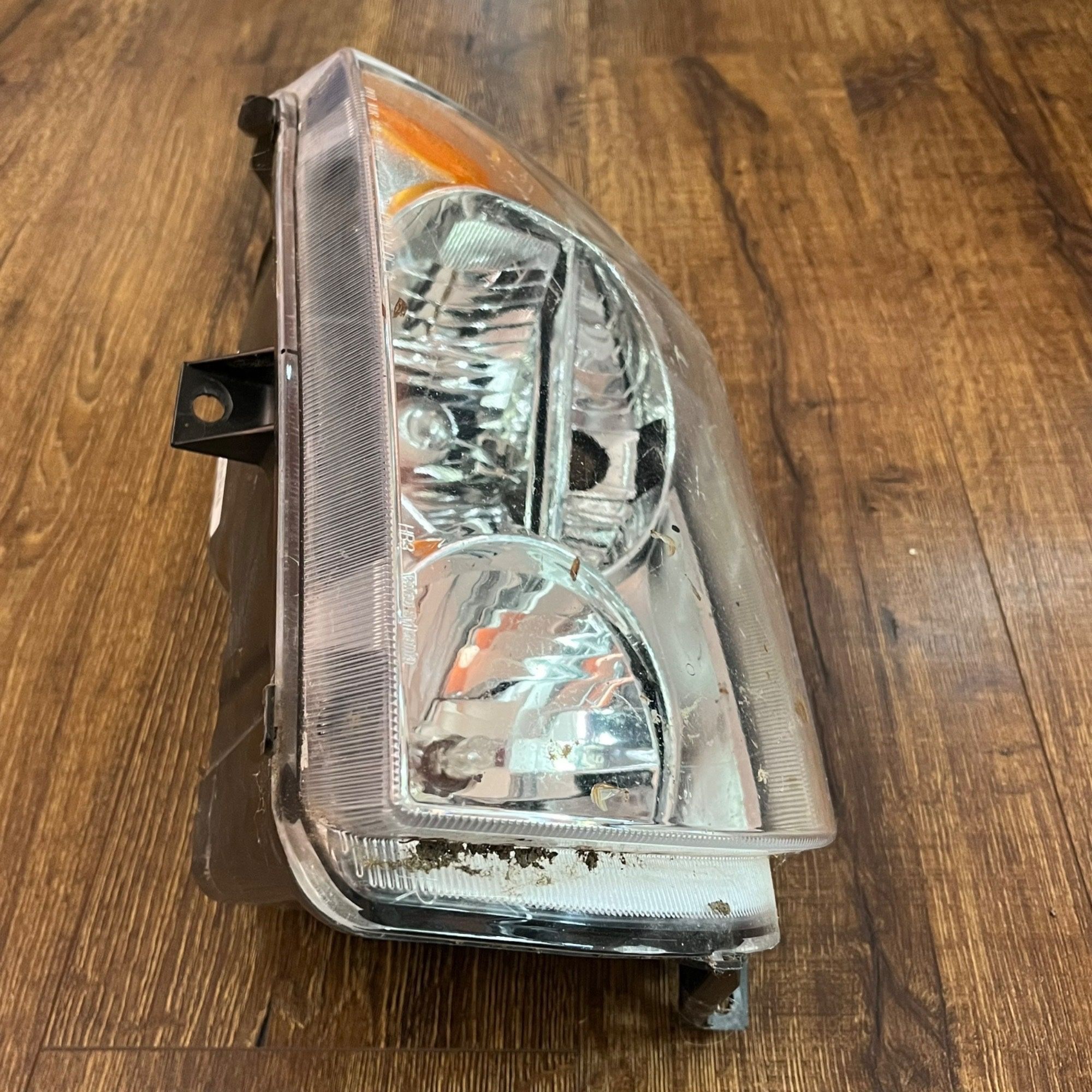 Dodge Alum Right Headlight RH LX 0(contact info removed)AD 30987
