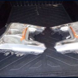 Ford  F-150  Headlights 2018-2020 Used 