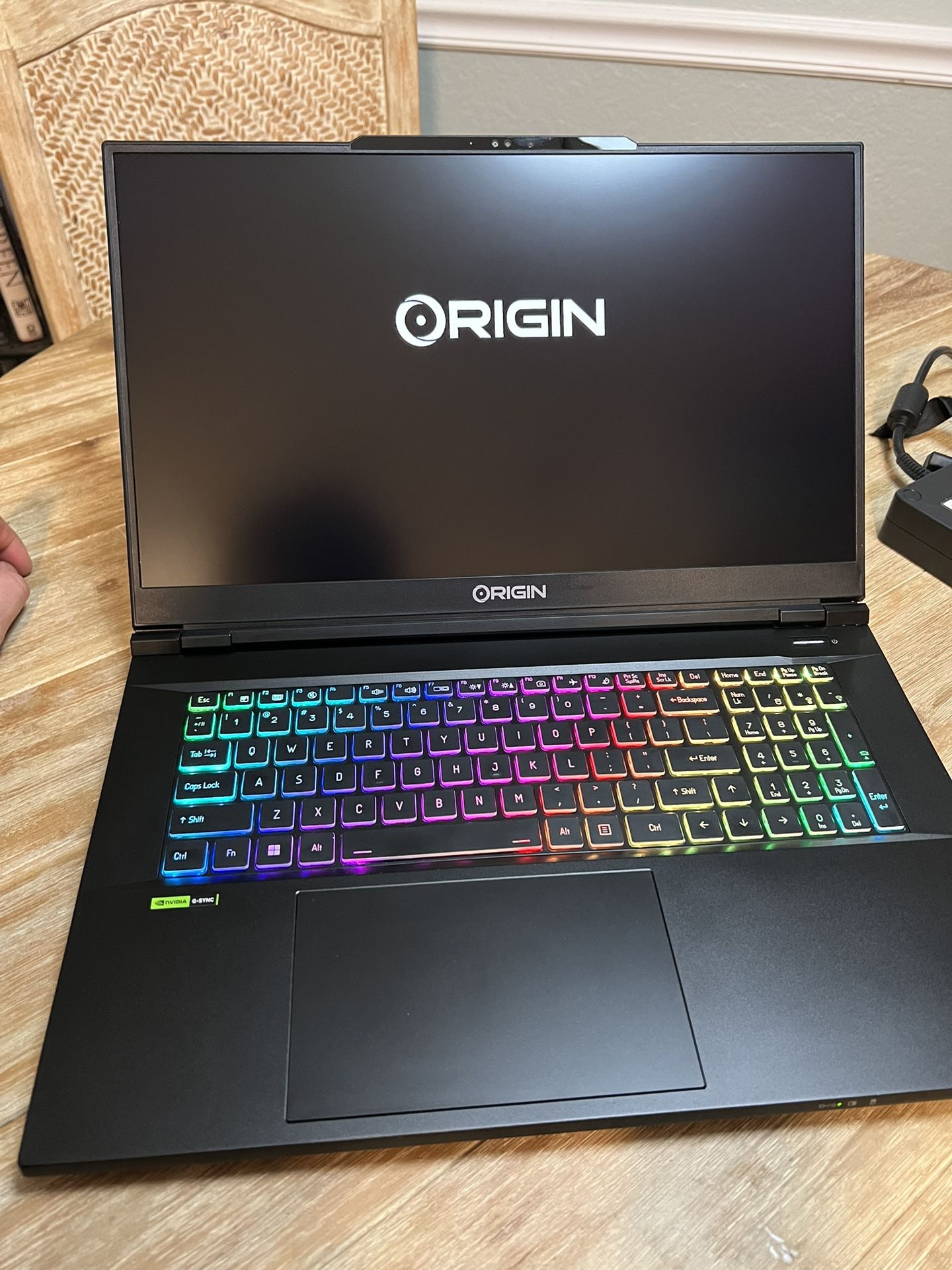 OriginPC EON17-X v2 (X370SNV-G)
