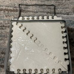 Skip hop Baby Tiles 