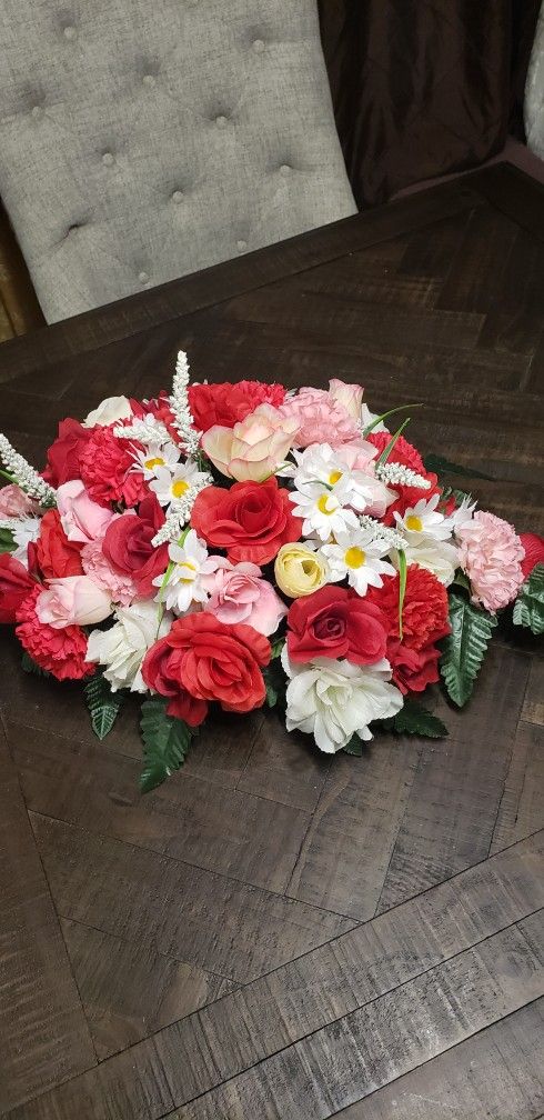 Mother's Day Floral Arrangement Table Centerpiece