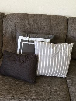 Decorative bed pillows